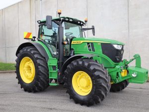 2025 John Deere 6R215